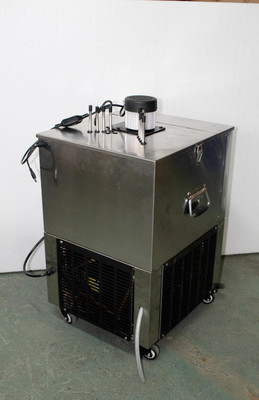 深入解析開平福永F98002啤酒冷凍機(jī) 扎啤保鮮的核心利器